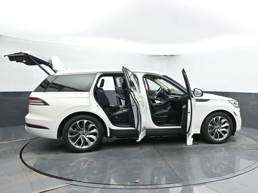 Used 2021 Lincoln Aviator Grand Touring w/ Equipment Group 302A image 65