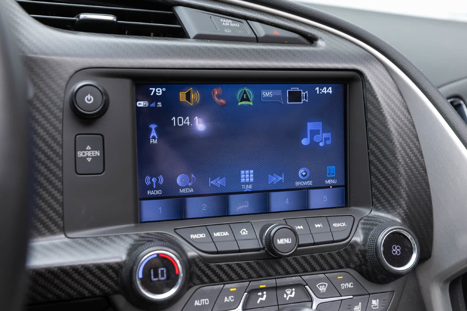 Used 2019 Chevrolet Corvette Z06 RWD image 12