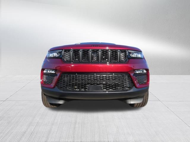 New 2025 Jeep Grand Cherokee Limited AWD/4WD image 3