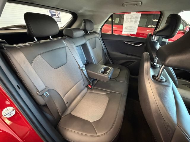 Used 2024 Kia Niro EX FWD image 40