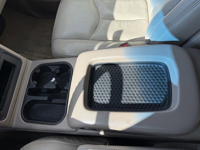 Used 2003 GMC Yukon SLT w/ 1SD Preferred Equipment Group image 44
