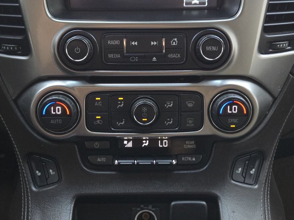 Used 2018 Chevrolet Suburban LT RWD image 14