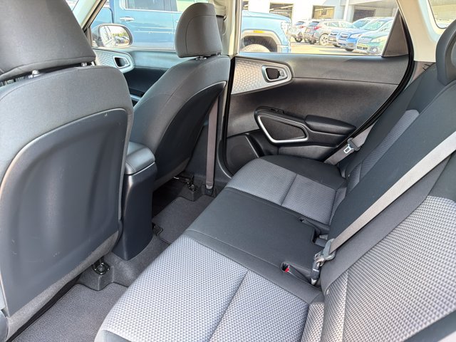 Certified 2024 Kia Soul LX w/ Option Group 015 FWD image 21