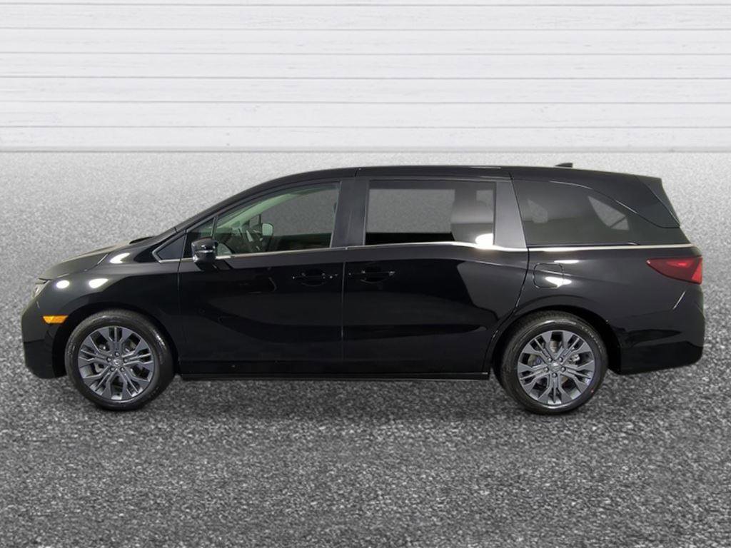 New 2026 Honda Odyssey Touring image 2