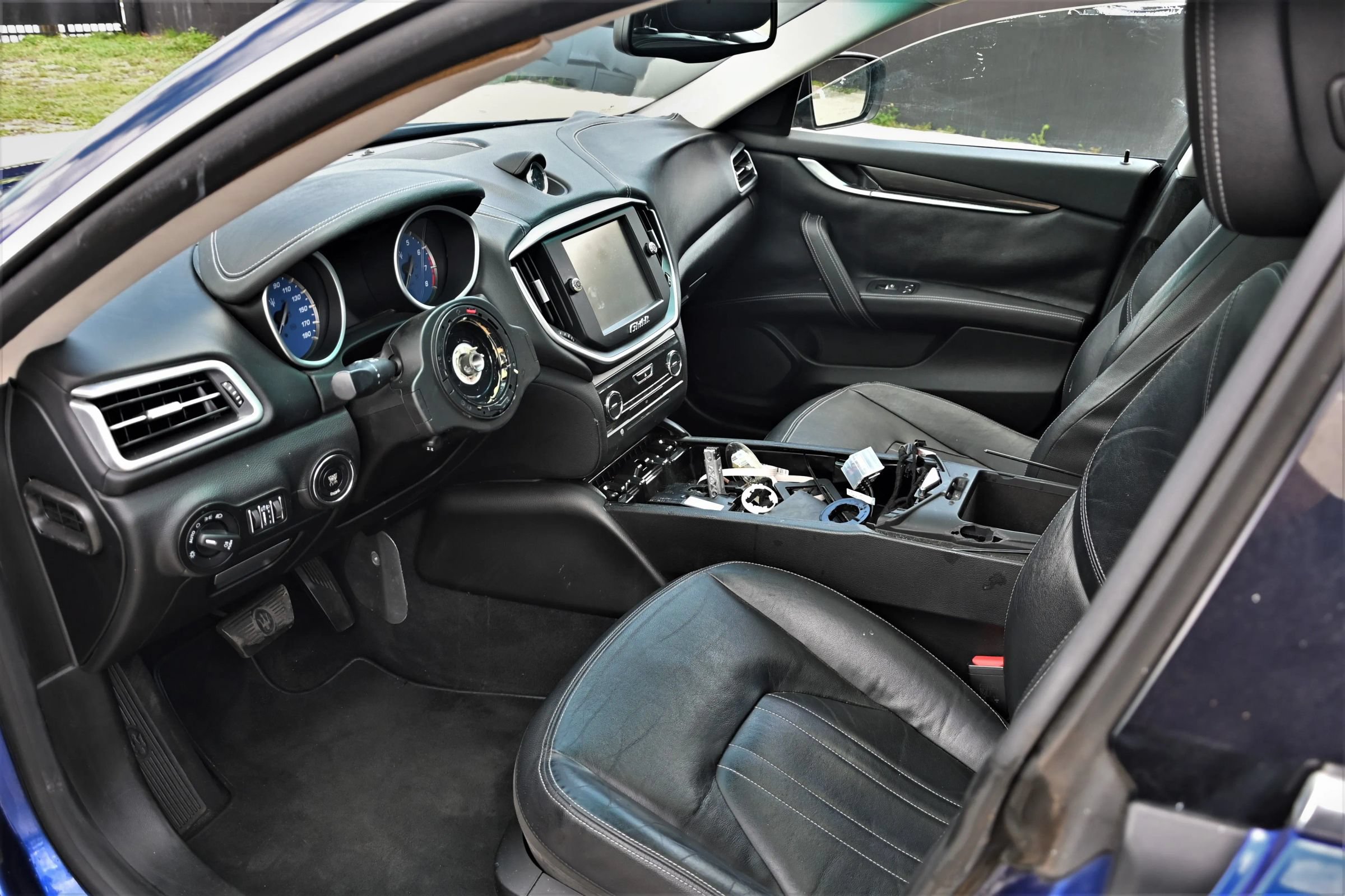 Used 2016 Maserati Ghibli RWD image 13
