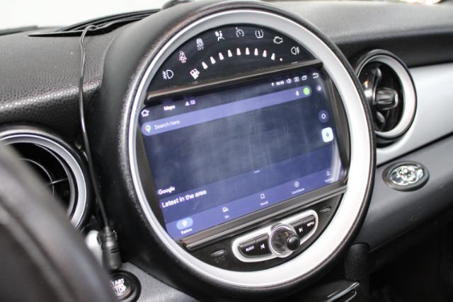 Used 2012 MINI Cooper Convertible FWD image 13