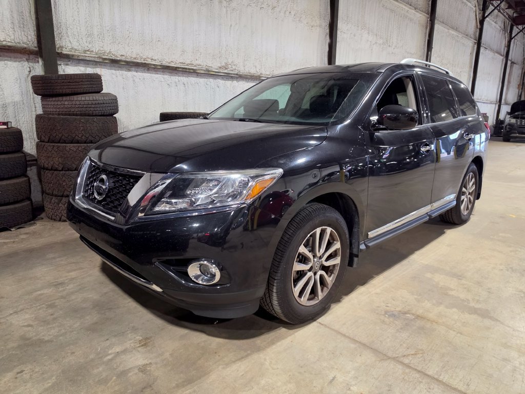 Used 2015 Nissan Pathfinder SL