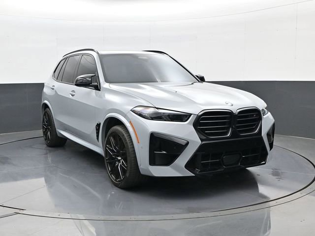 Used 2025 BMW X5 M Competition w/ Executive Package AWD/4WD image 3