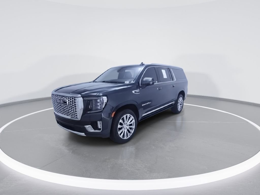 Used 2022 GMC Yukon XL Denali AWD/4WD image 5