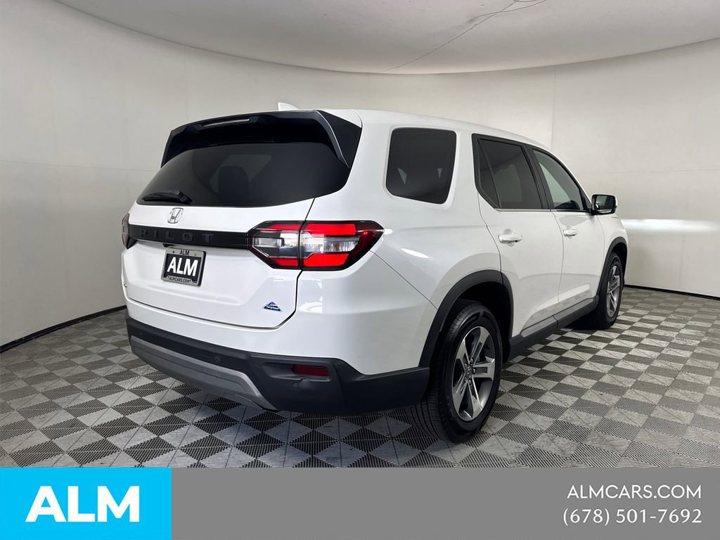 Used 2023 Honda Pilot EX-L image 6