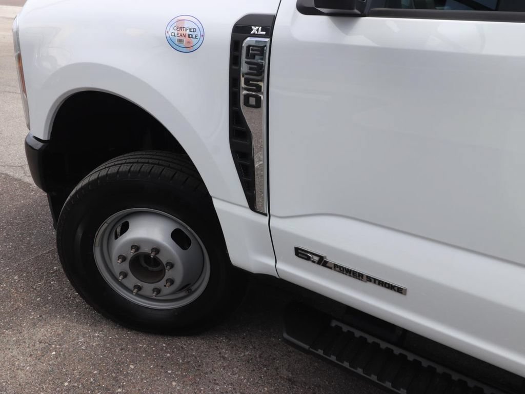 Certified 2025 Ford F350 XL AWD/4WD image 8