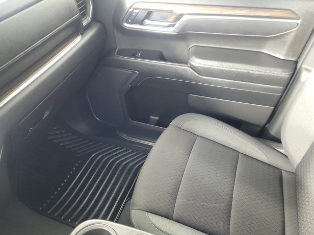 Used 2025 Chevrolet Silverado 1500 LT image 33