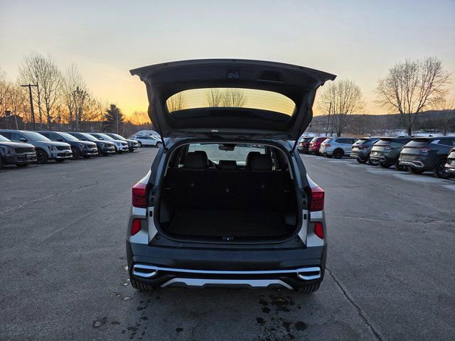 Certified 2023 Kia Seltos S image 10