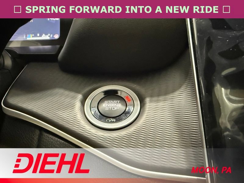 New 2025 Jeep Grand Cherokee Altitude AWD/4WD image 27