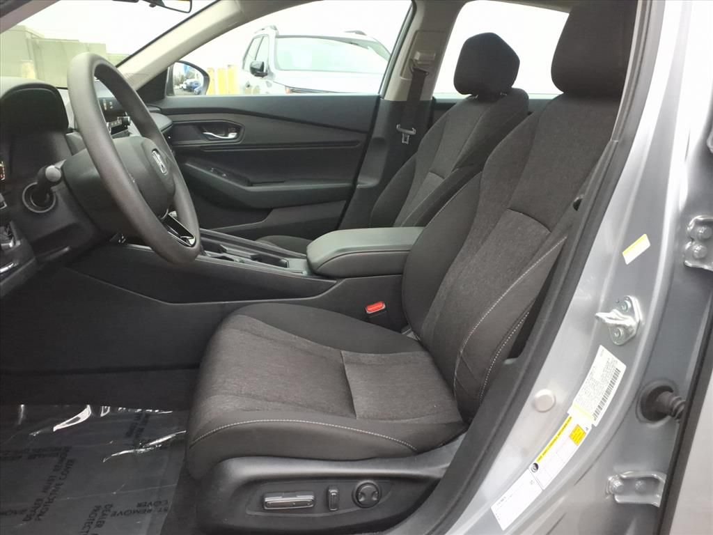 Used 2024 Honda Accord EX image 14