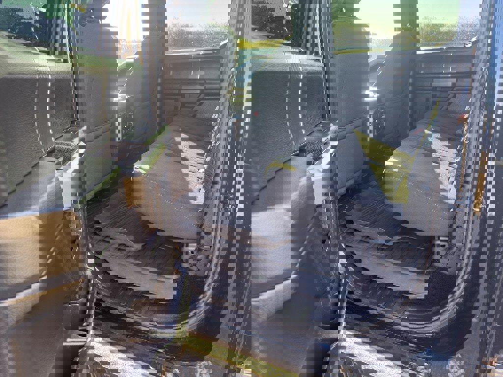 Used 2018 Ford F150 XLT w/ Equipment Group 302A Luxury image 16