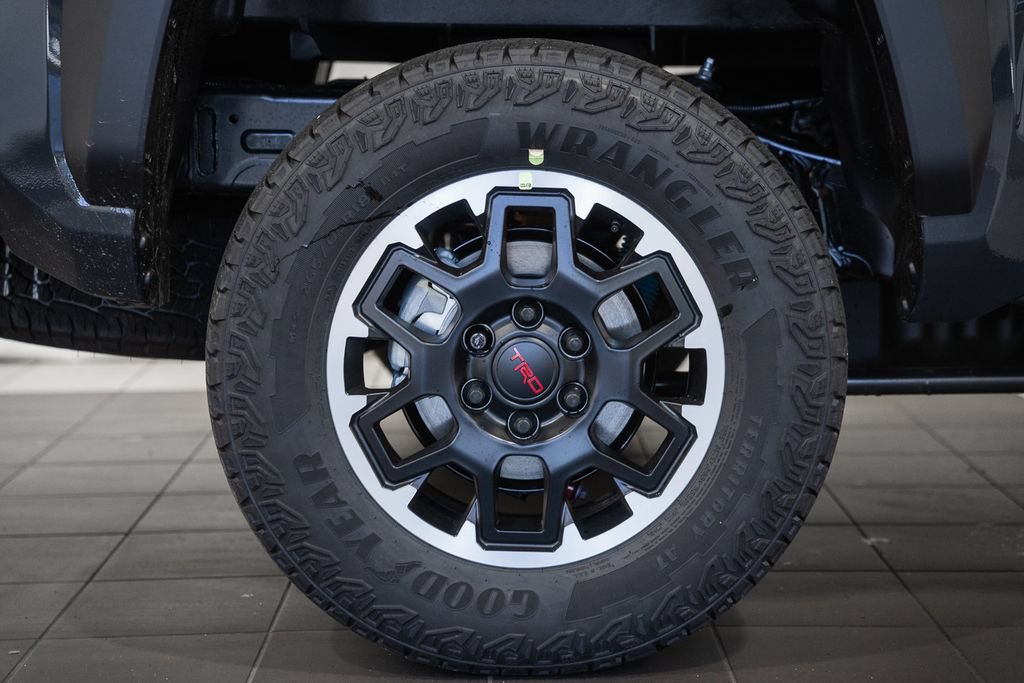 New 2026 Toyota Tacoma TRD Off-Road AWD/4WD image 17