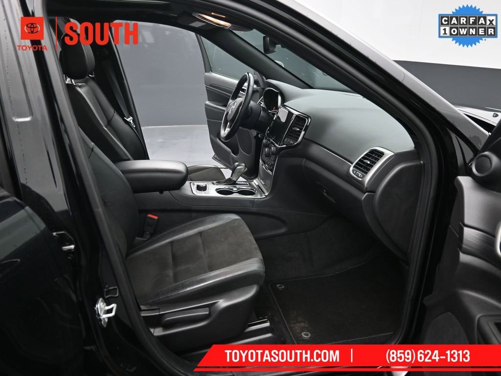 Used 2022 Jeep Grand Cherokee Laredo X image 34