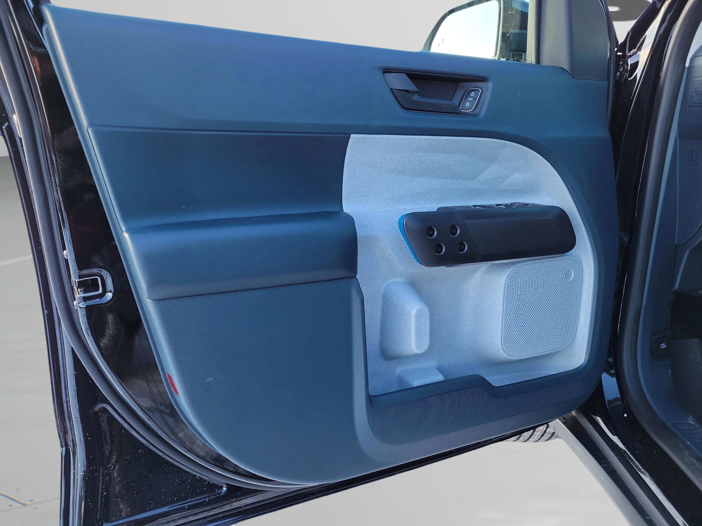 New 2026 Ford Maverick XLT w/ XLT Luxury Package image 27