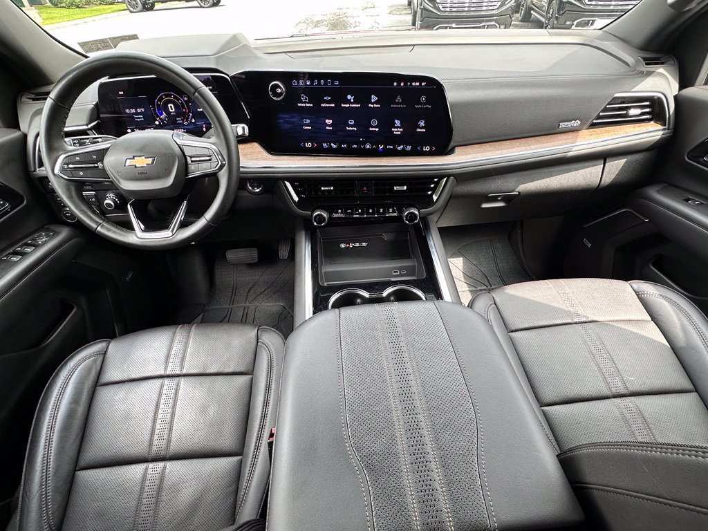 Certified 2025 Chevrolet Tahoe High Country AWD/4WD image 30