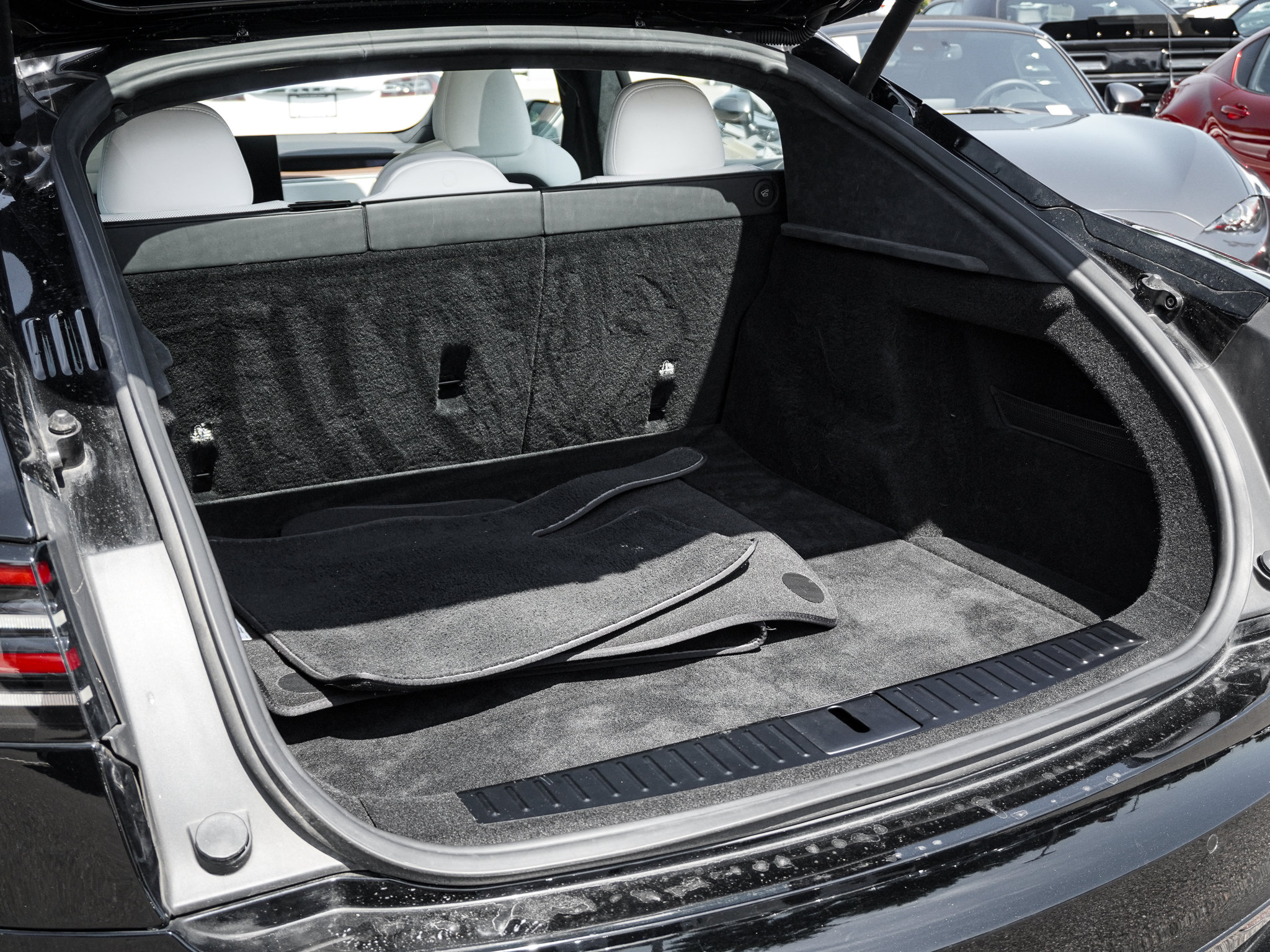 Used 2023 Tesla Model S AWD/4WD image 33