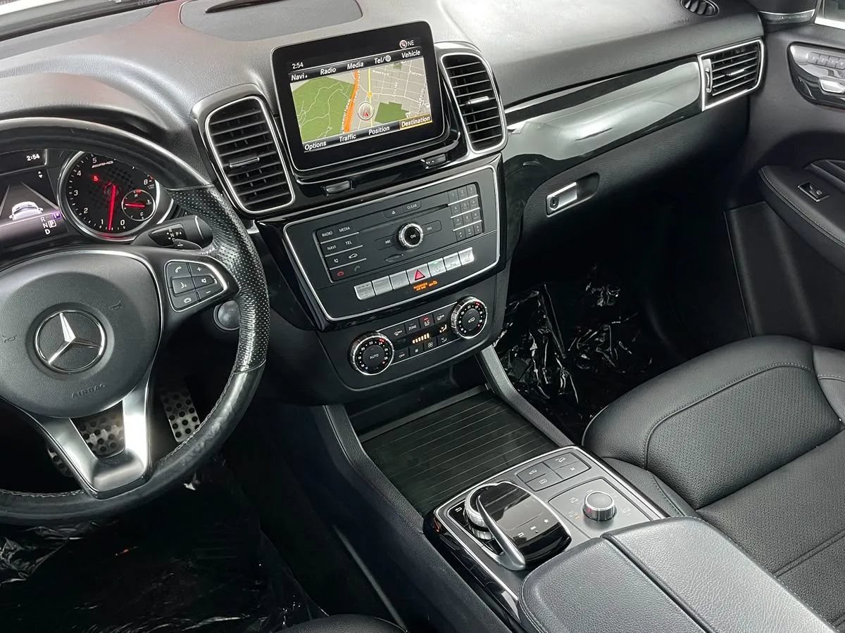 Used 2019 Mercedes-Benz GLE 43 AMG 4MATIC image 17