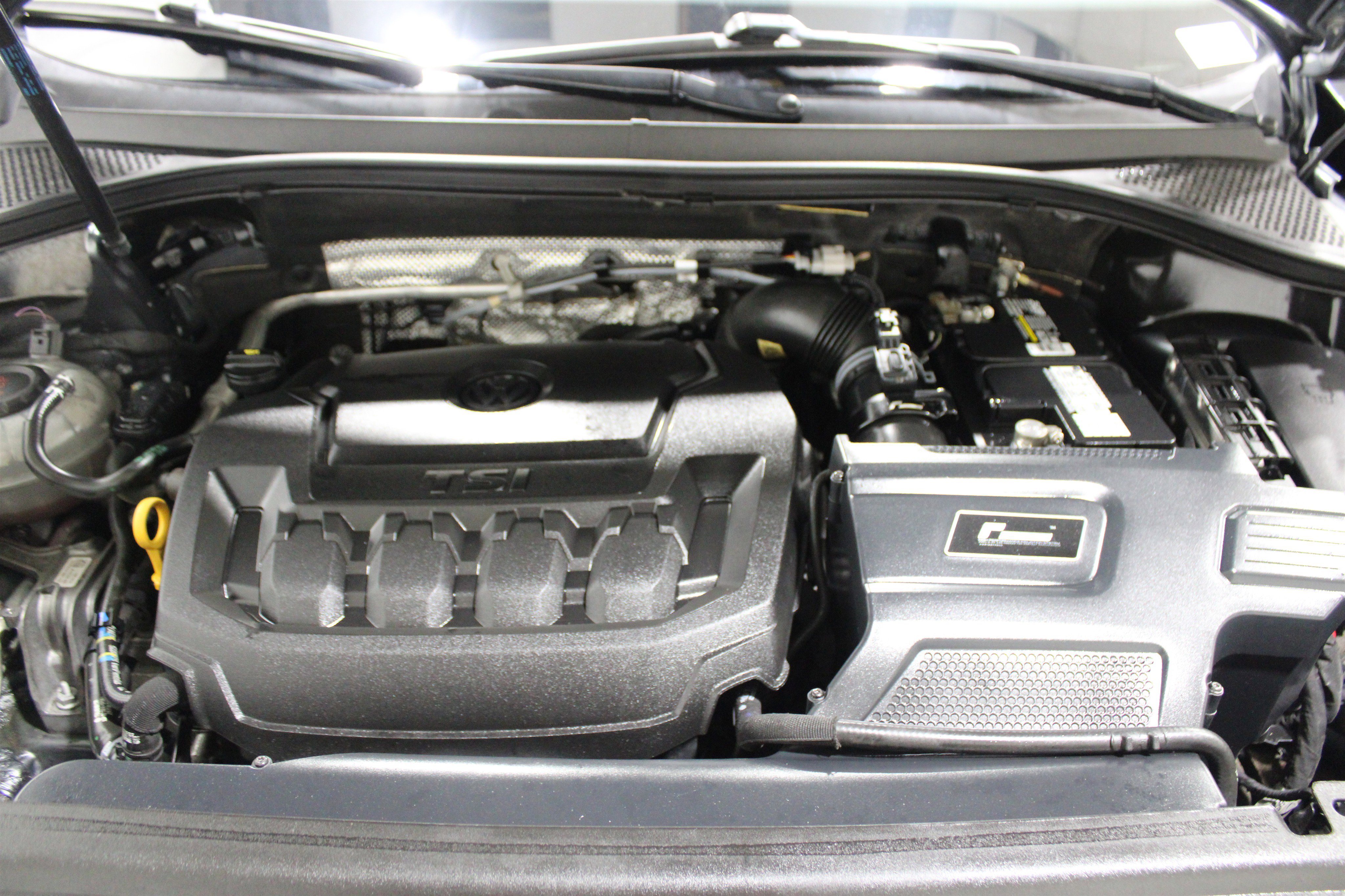 Used 2021 Volkswagen Tiguan SEL Premium R-Line AWD/4WD image 41