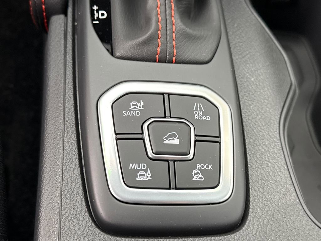 New 2026 Nissan Frontier PRO-4X w/ Tow Package image 30