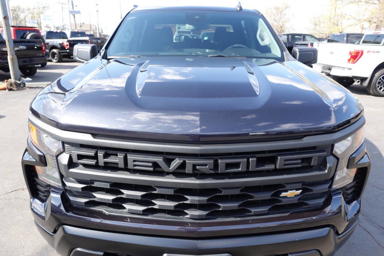 Used 2024 Chevrolet Silverado 1500 W/T w/ WT Fleet Convenience Package AWD/4WD image 7