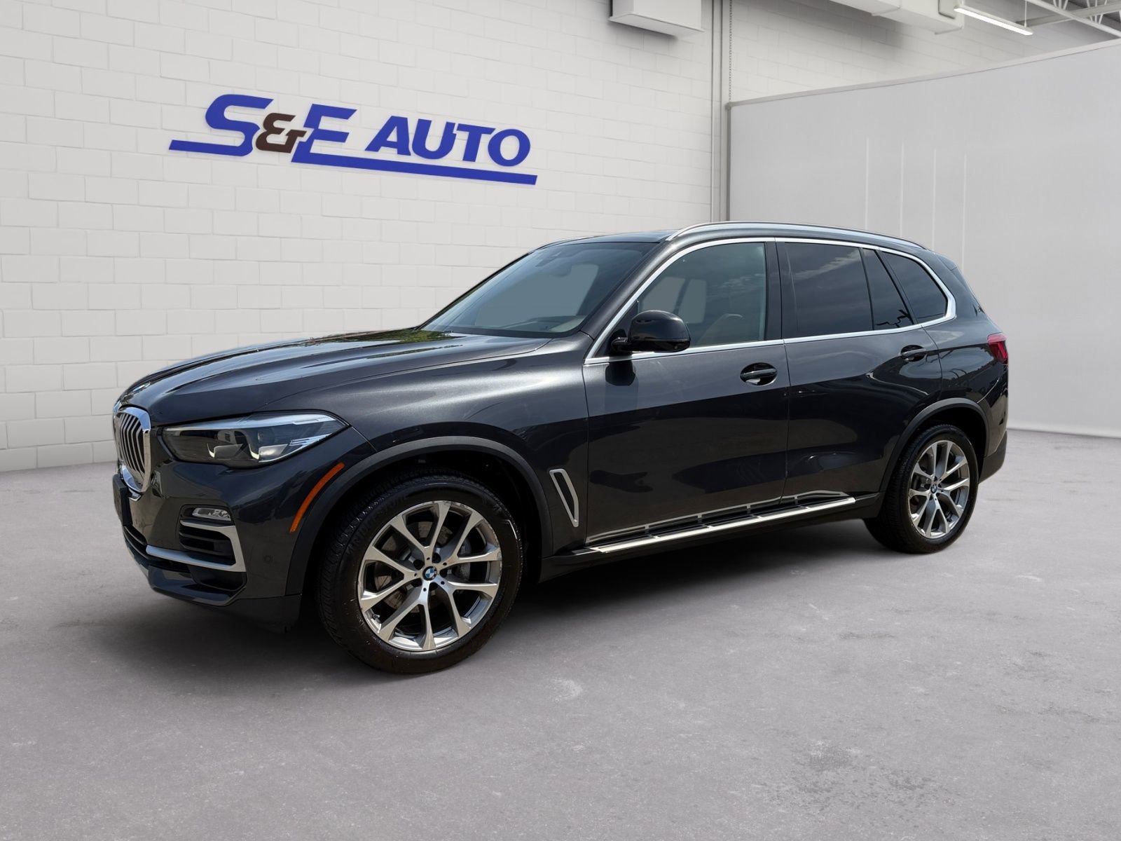 Used 2019 BMW X5 xDrive40i w/ Convenience Package