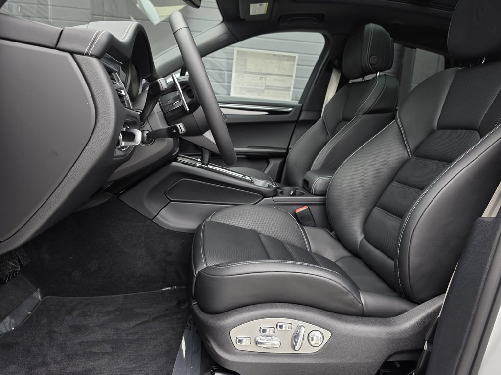 New 2026 Porsche Macan S AWD/4WD image 16