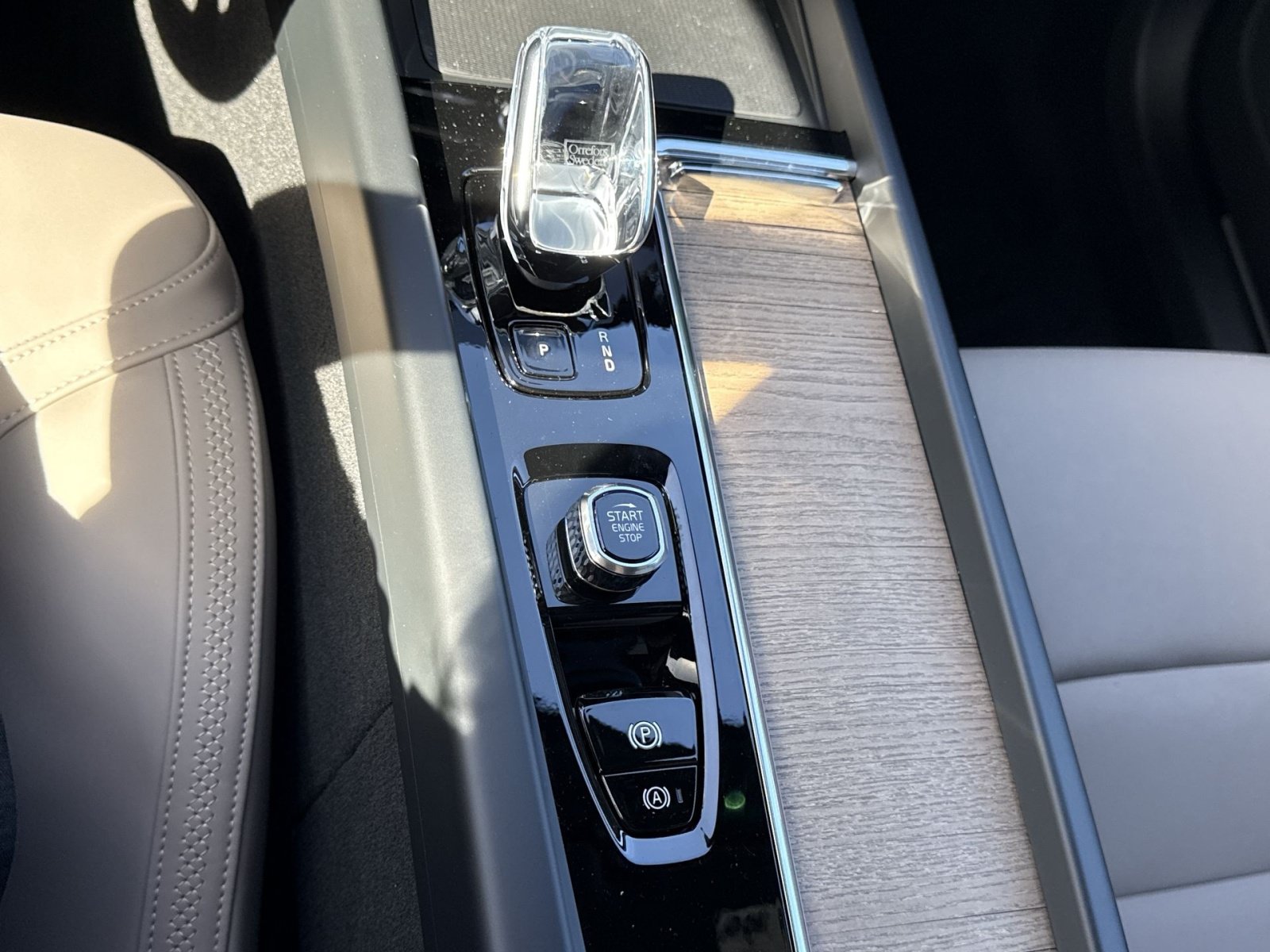 New 2027 Volvo XC60 B5 Plus AWD/4WD image 22