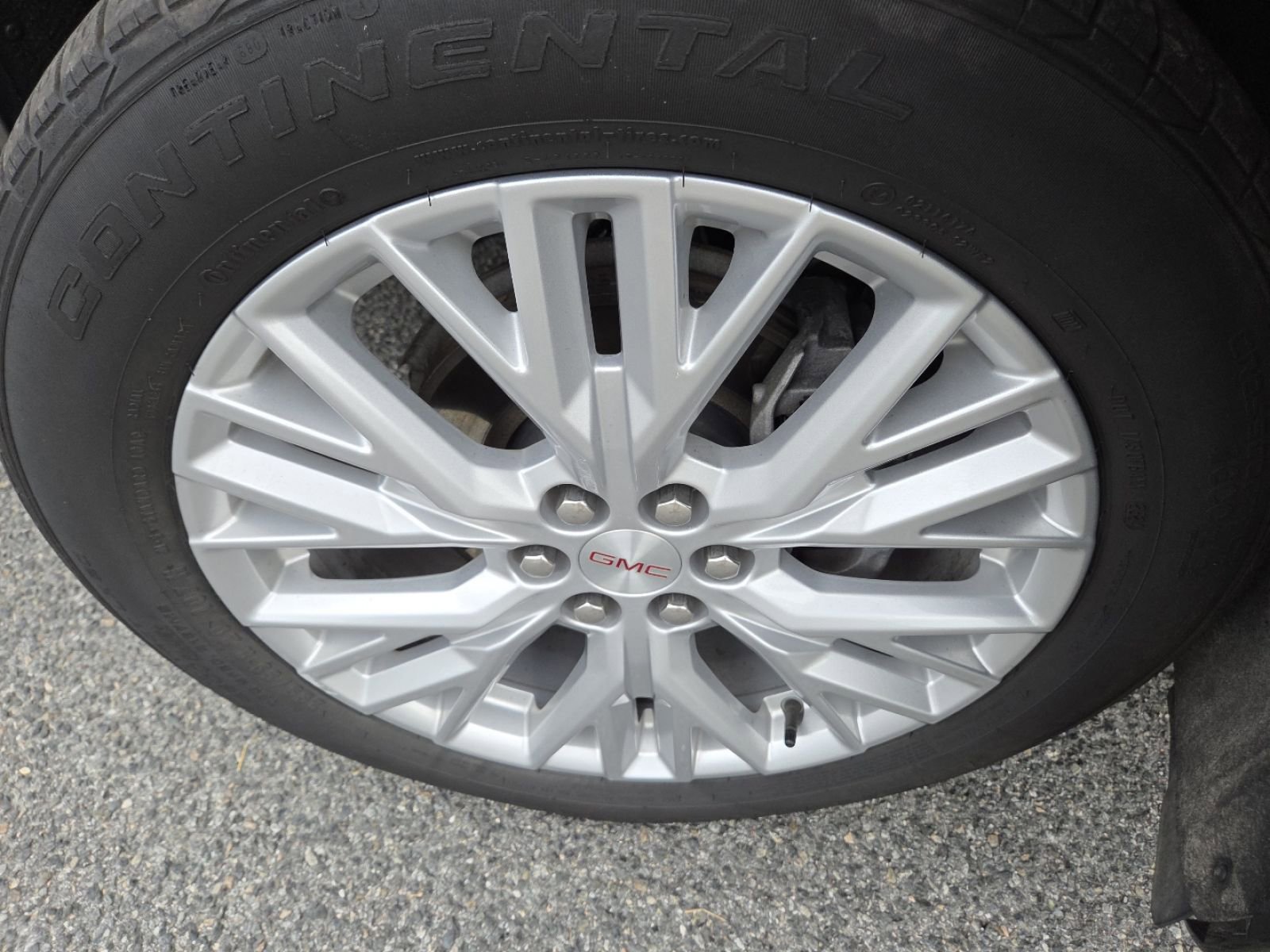 Used 2024 GMC Acadia Elevation AWD/4WD image 15