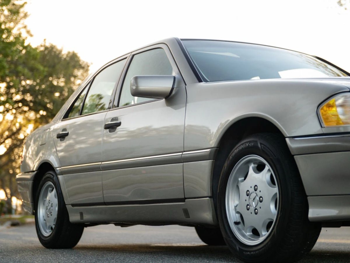 Used 1999 Mercedes-Benz C 280 Sedan image 3