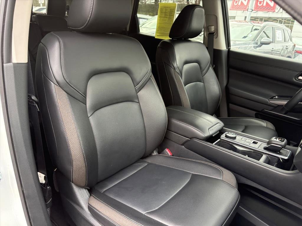 Certified 2024 Nissan Pathfinder SL image 20