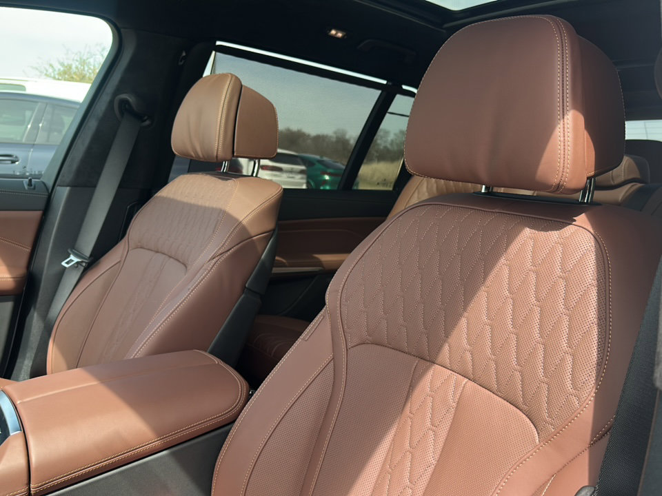New 2026 BMW X7 M60i AWD/4WD image 11