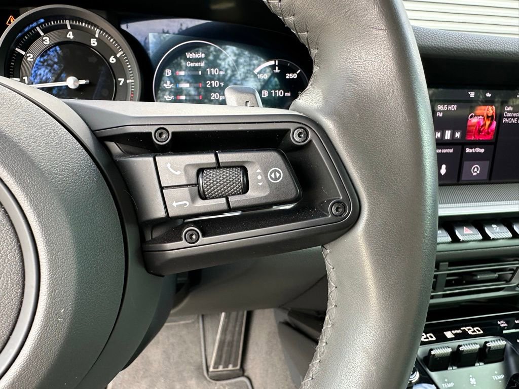 Used 2020 Porsche 911 Carrera image 17