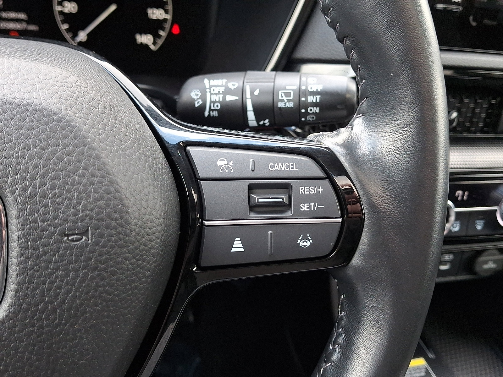 Used 2023 Honda CR-V EX-L image 23