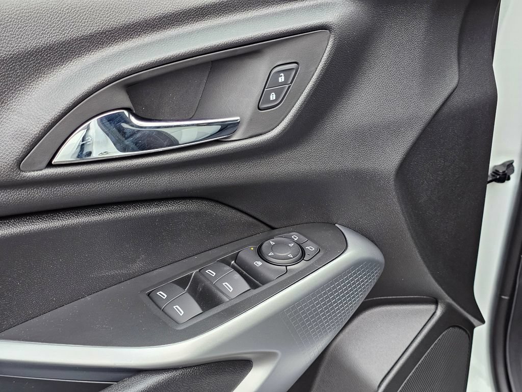New 2026 Chevrolet Trax LS FWD image 26
