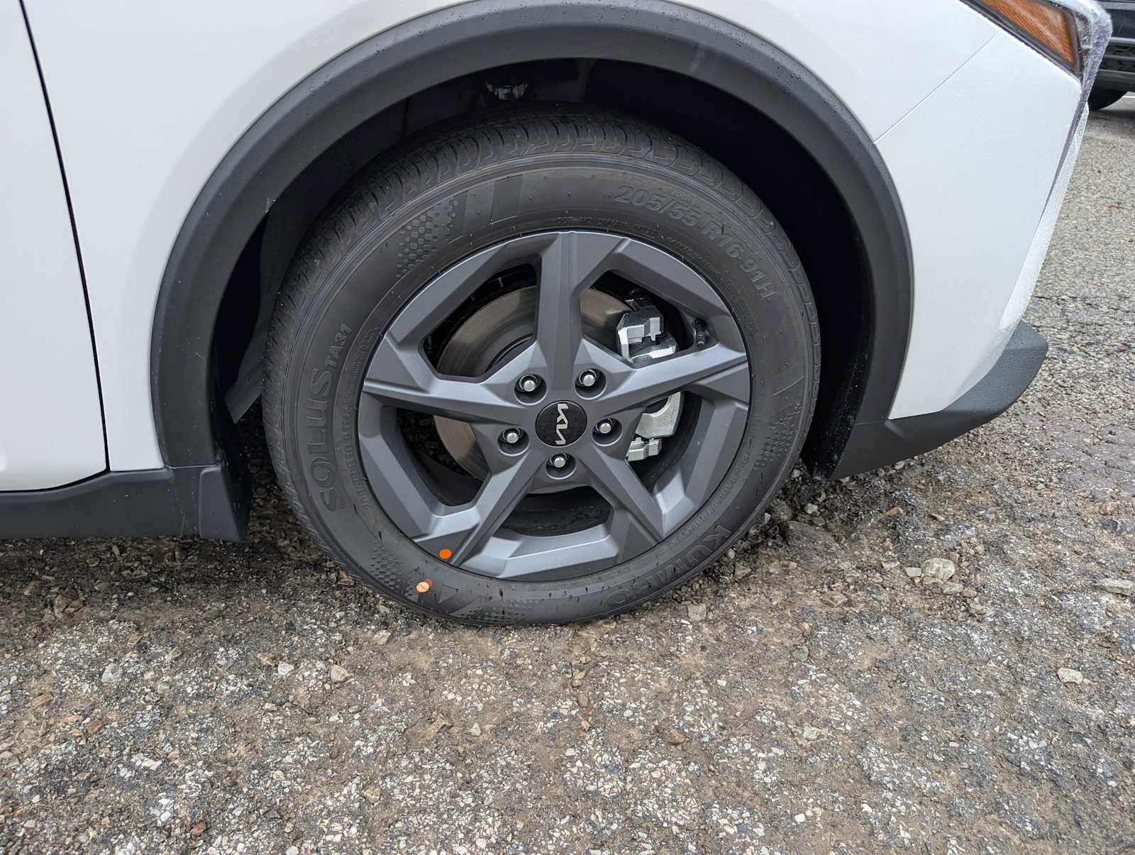 New 2026 Kia K4 FWD image 3