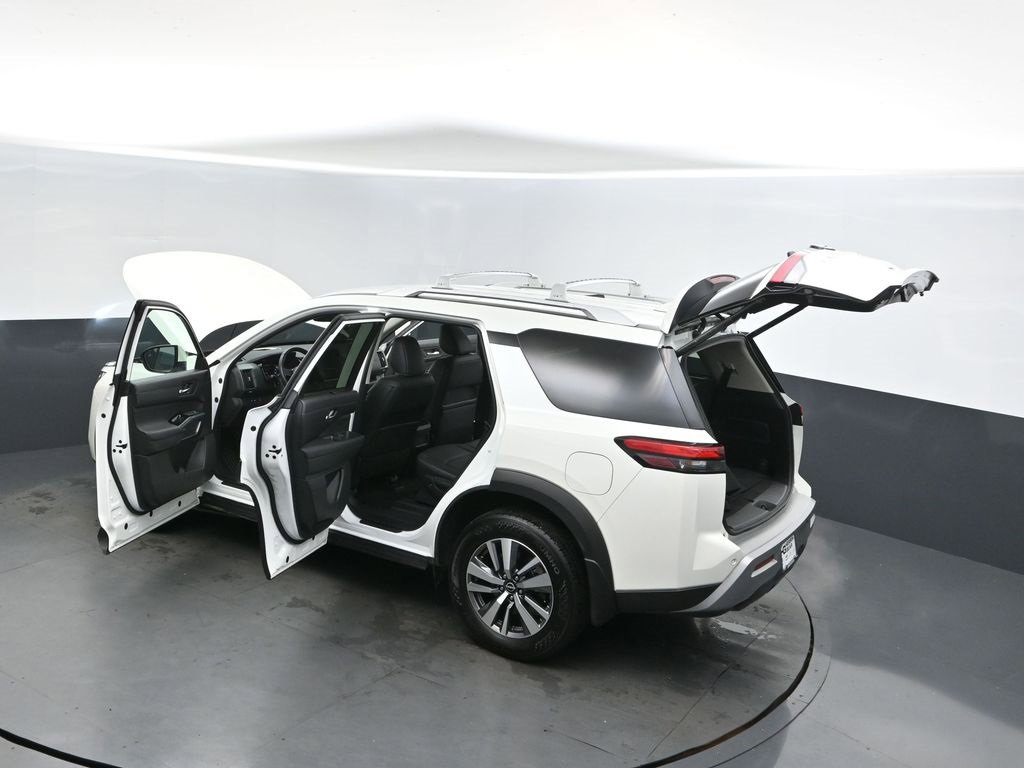 Used 2024 Nissan Pathfinder SL image 48