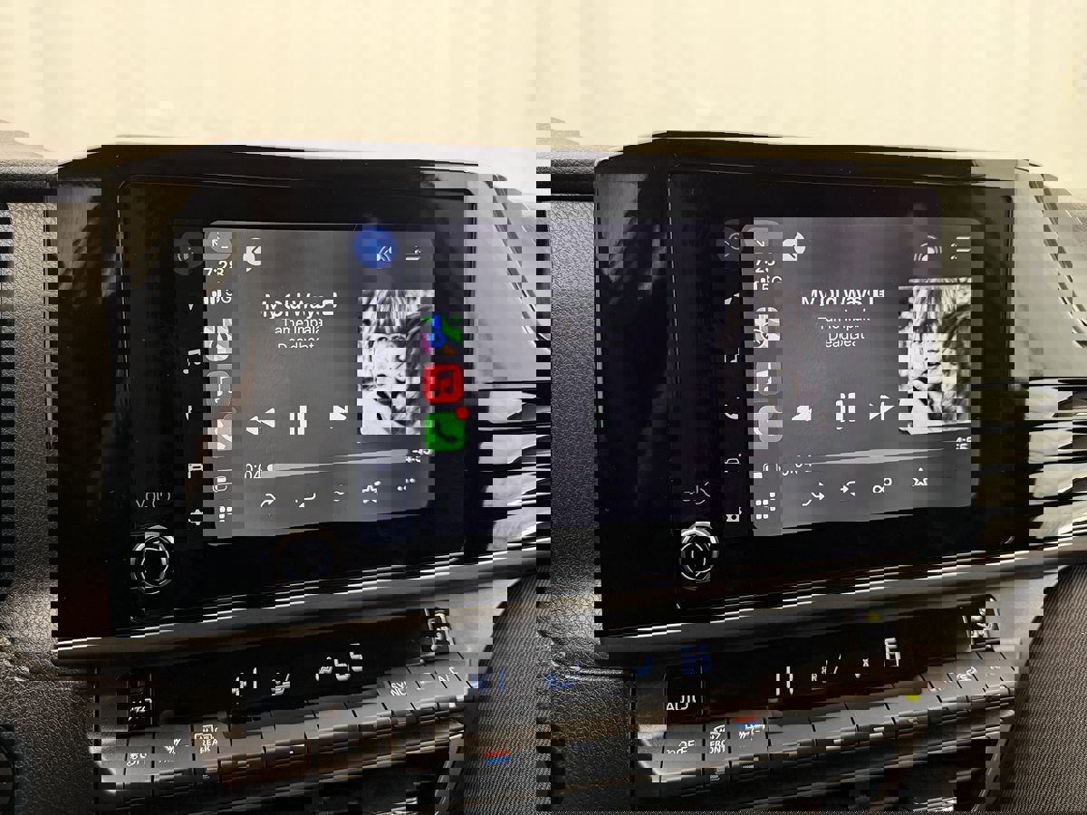 Used 2025 Toyota Camry LE image 20