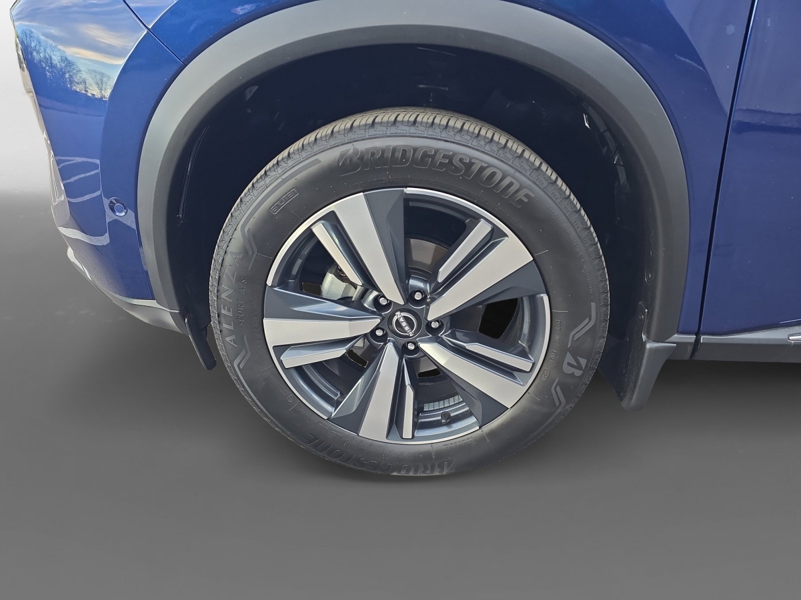 Certified 2023 Nissan Rogue SL w/ SL Premium Package image 9