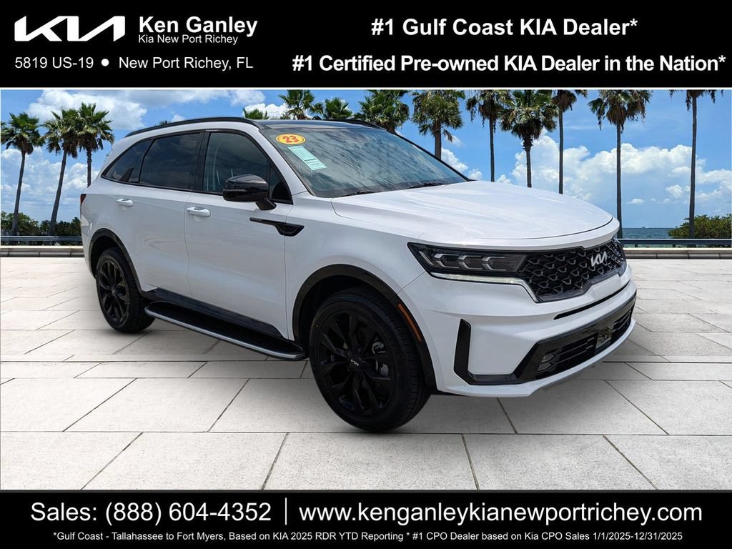 Certified 2023 Kia Sorento SX AWD/4WD image 1