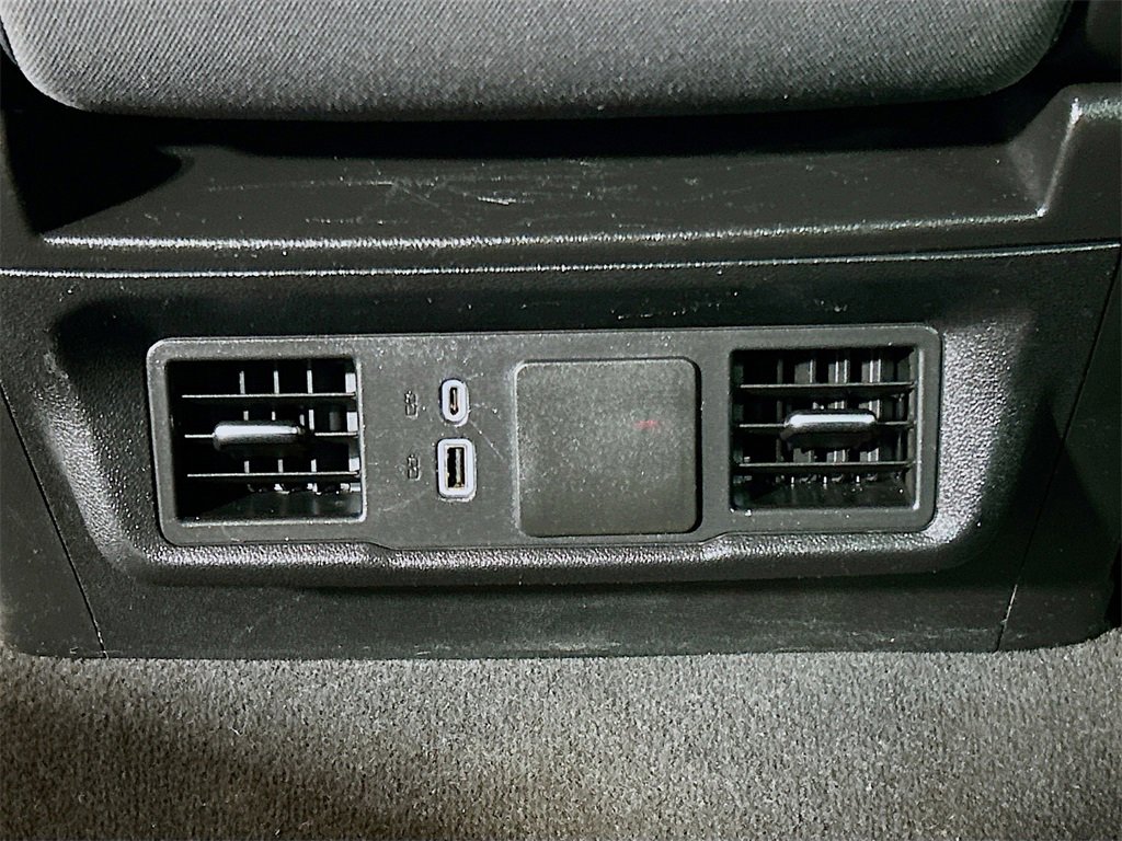 Used 2024 Chevrolet Silverado 1500 Custom Trail Boss w/ LPO, Dark Essentials Package image 21