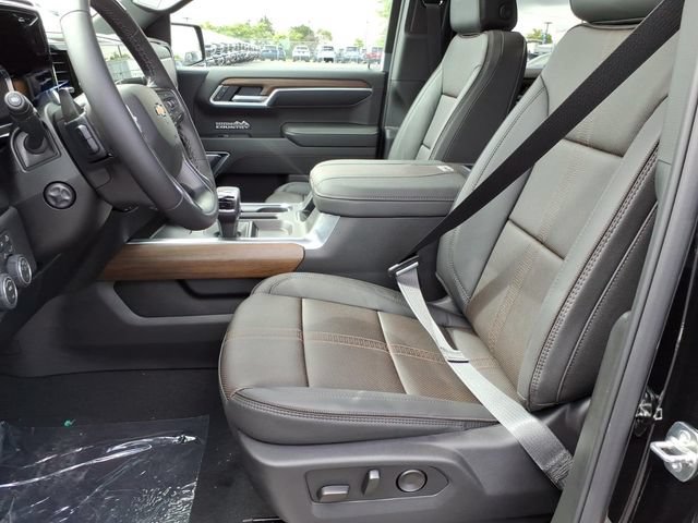 New 2026 Chevrolet Silverado 1500 High Country AWD/4WD image 6