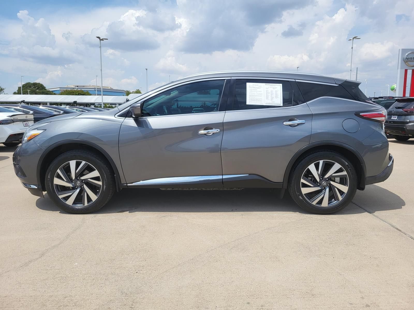 Certified 2017 Nissan Murano Platinum w/ Platinum Technology Package FWD image 9