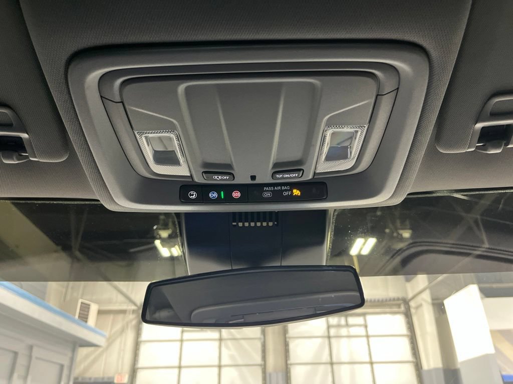 Used 2023 Chevrolet Silverado 1500 RST AWD/4WD image 32
