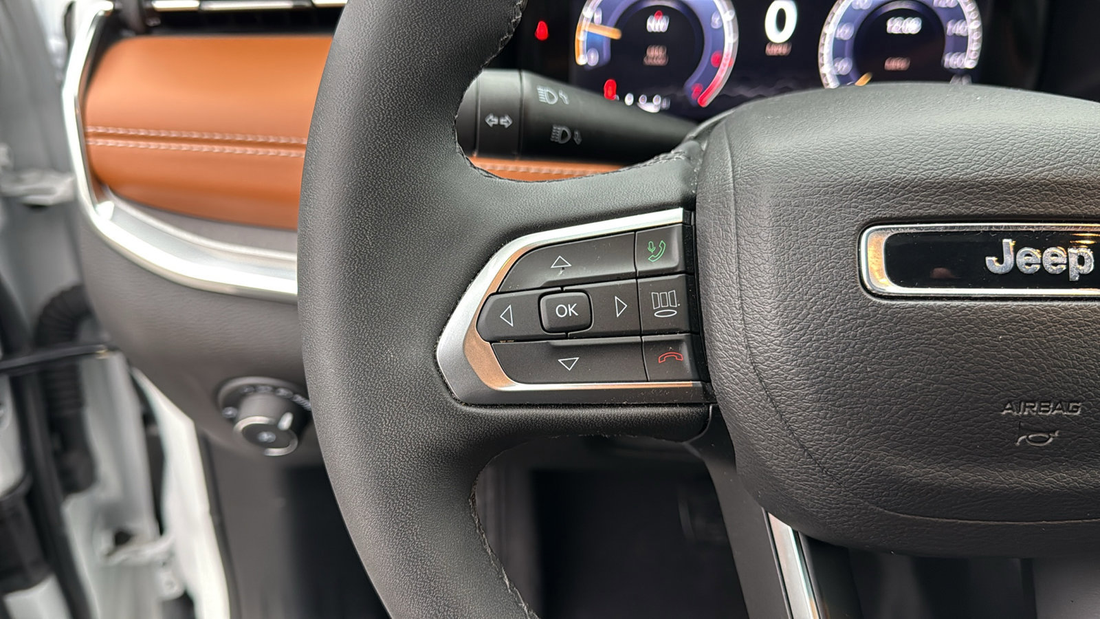 Certified 2024 Jeep Compass Limited w/ Elite Group image 16