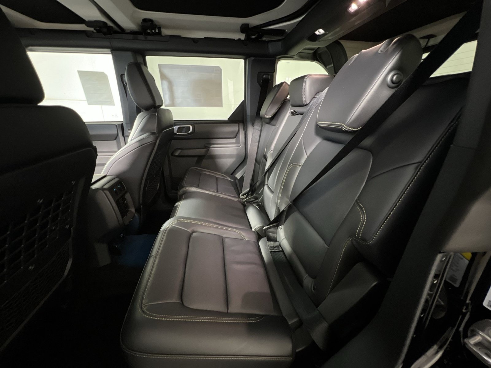 New 2026 Ford Bronco Badlands AWD/4WD image 24